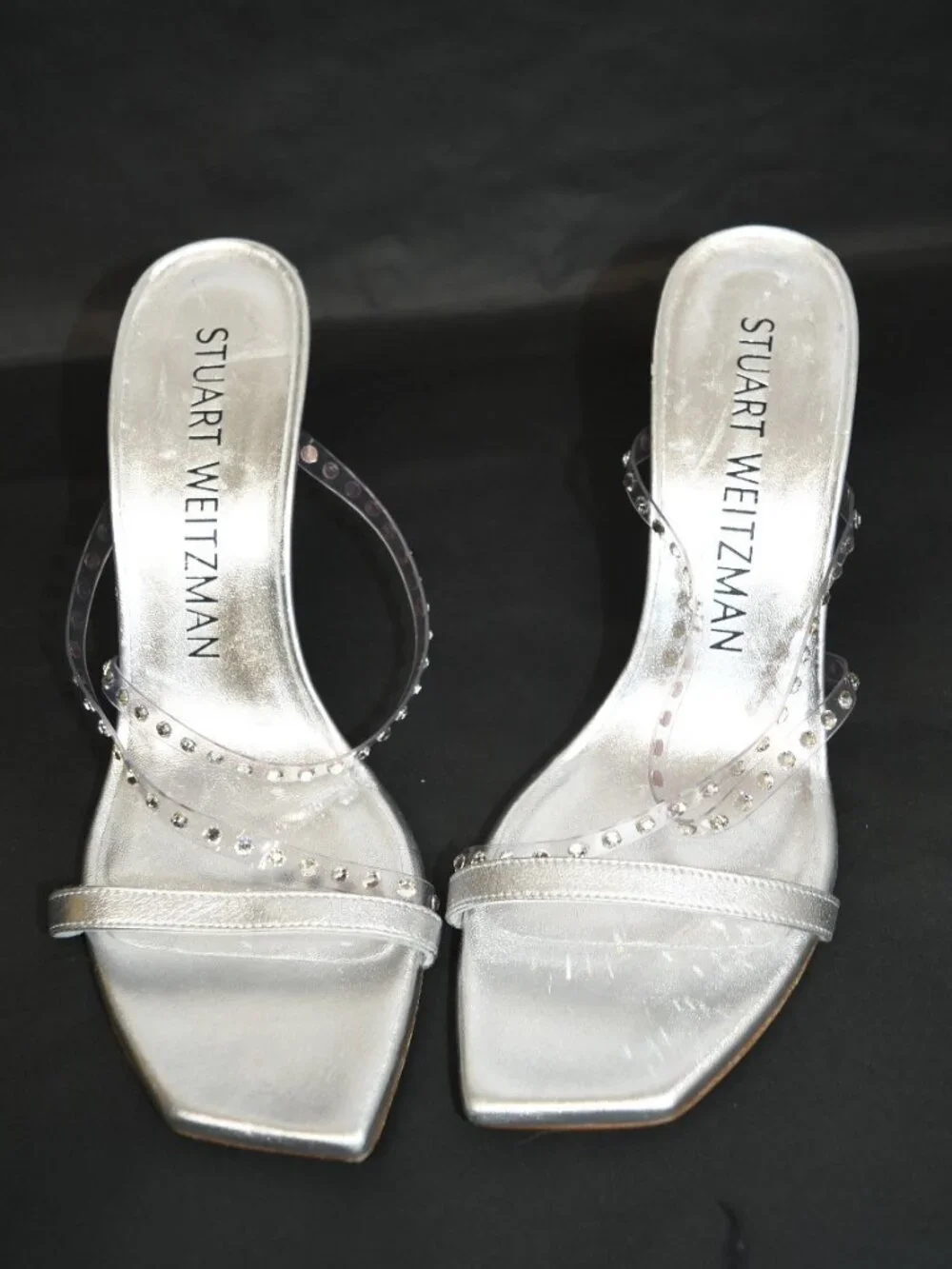 $600 STUART WEITZMAN STRAPEZE SCRYSTAL 85 SLIDE HEELS LEATHER SILVER 8.5 (DD19)
